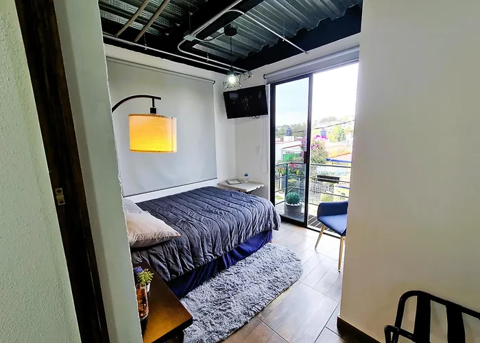 Apartment R02 At Itesm Cem Full Services, Shared-kitchen, Smart Tv, Parking, Balcony Mexico City