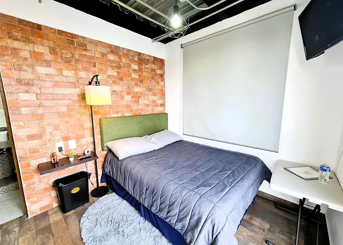 R02 At Itesm Cem Full Services, Shared-kitchen, Smart Tv, Parking, Balcony Apartment *