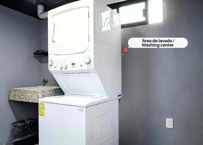 R02 At Itesm Cem Full Services, Shared-kitchen, Smart Tv, Parking, Balcony *